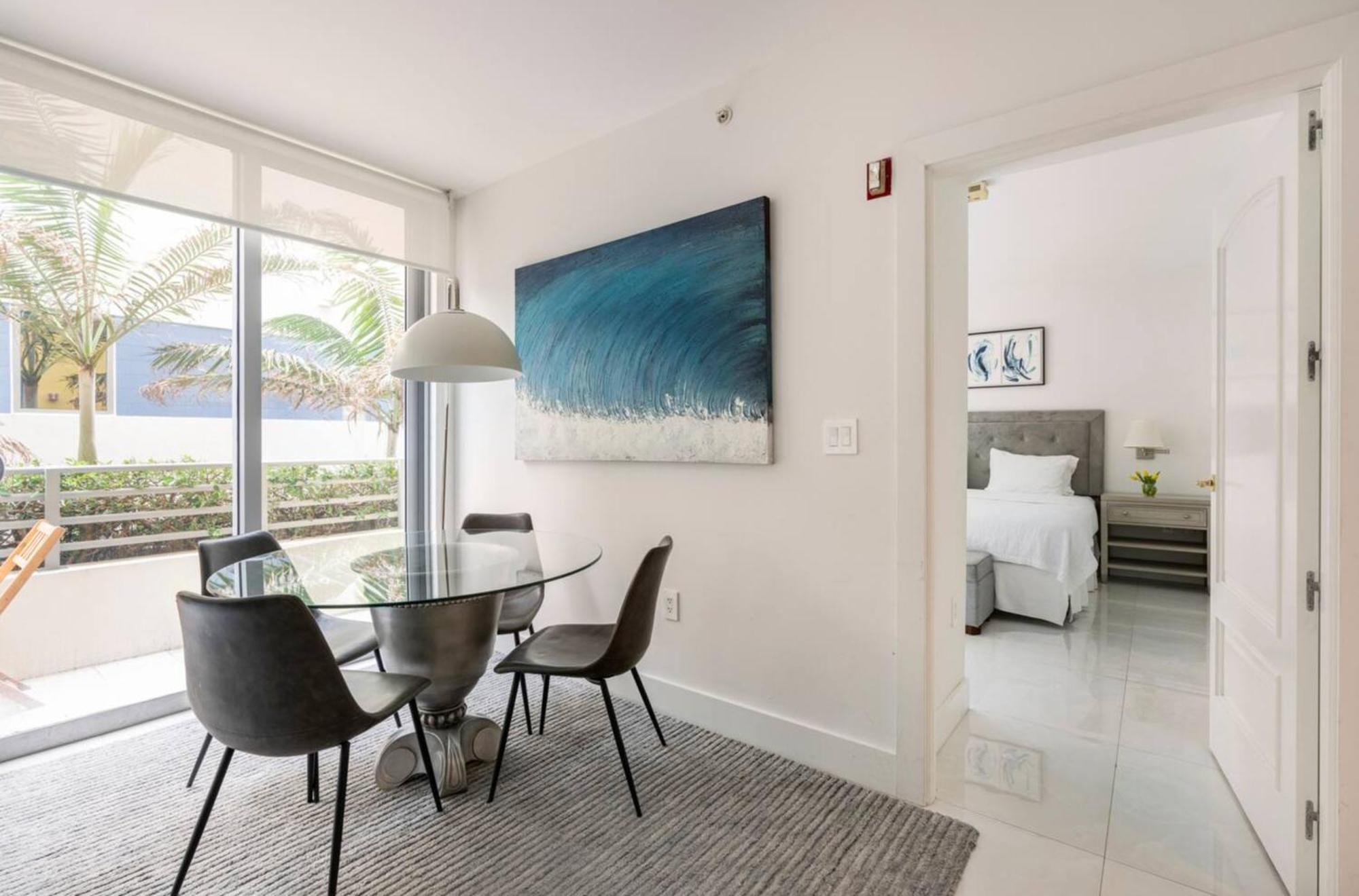 Beachfront Bentley Hotel One Bedroom Suite With Balcony And Beach Access Miami Beach Zewnętrze zdjęcie