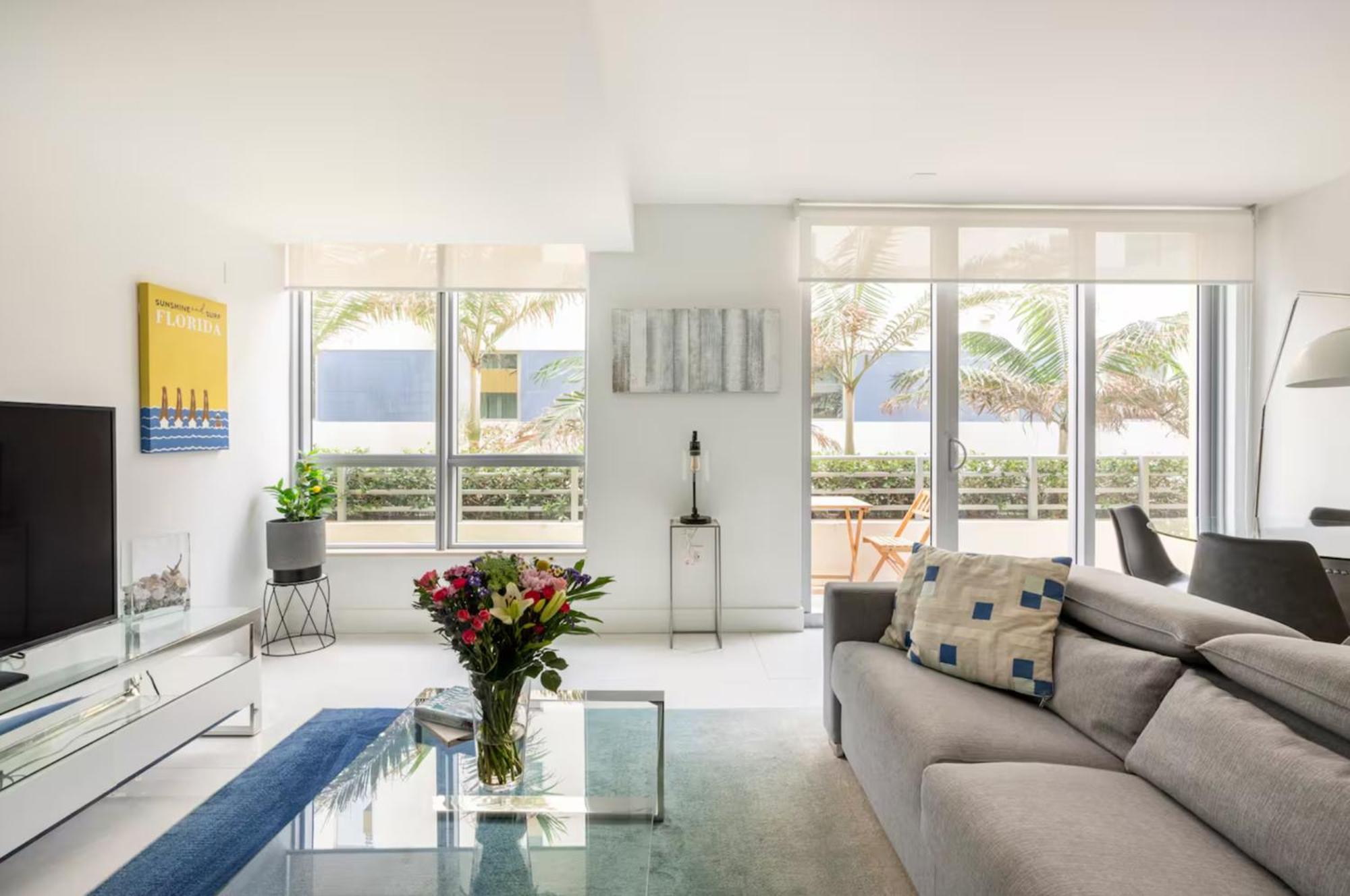Beachfront Bentley Hotel One Bedroom Suite With Balcony And Beach Access Miami Beach Zewnętrze zdjęcie