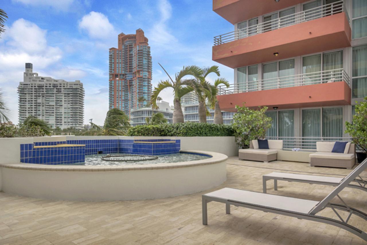 Miami Beachfront Bentley Hotel Studio Condo With Balcony Zewnętrze zdjęcie